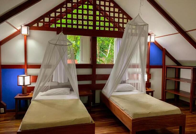 ‫فيلا غرفة نوم واحدة, Namuwoki Lodge