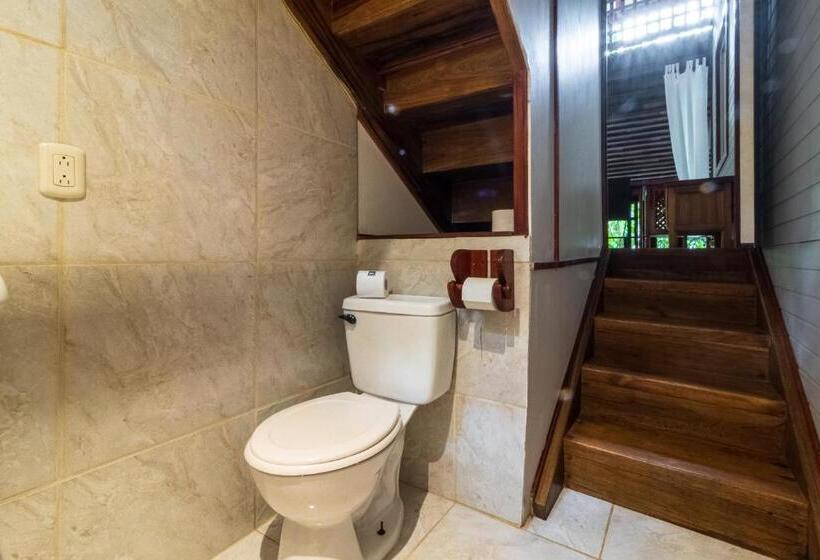 غرفة عائلية, Namuwoki Lodge