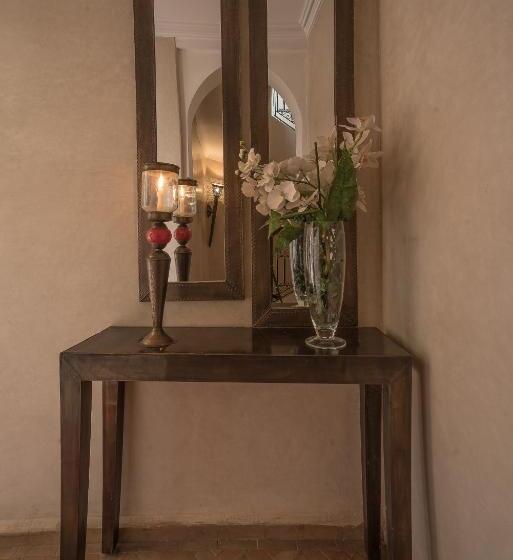 اتاق سوپریور, Riad Dar Attika