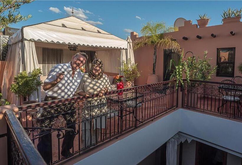 سوییت, Riad Dar Attika