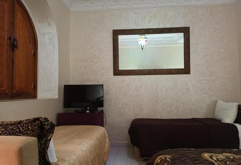 سوییت, Riad Dar Attika