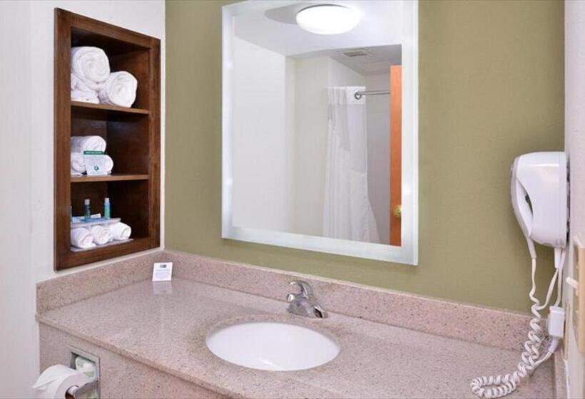 Номер Deluxe Адаптированный для Инвалидов, Holiday Inn Express Hotel & Suites Mooresville   Lake Norman, An Ihg