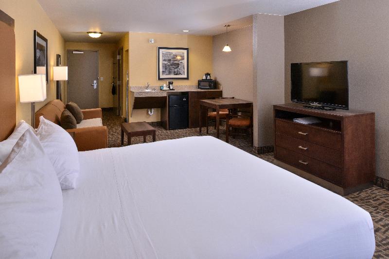 جناح لذوى الاحتياجات الخاصة, Holiday Inn Express & Suites Page   Lake Powell Area, An Ihg