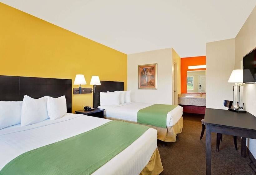 Номер Deluxe, Howard Johnson By Wyndham Las Vegas Near The Strip
