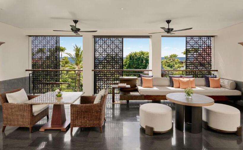 Люкс Кровать Кинг, Intercontinental Bali Sanur Resort, An Ihg