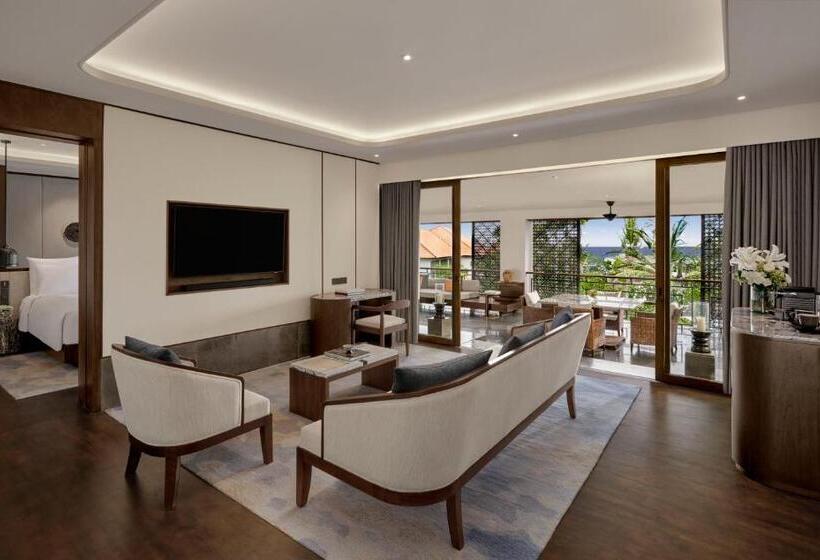 Люкс Кровать Кинг, Intercontinental Bali Sanur Resort, An Ihg
