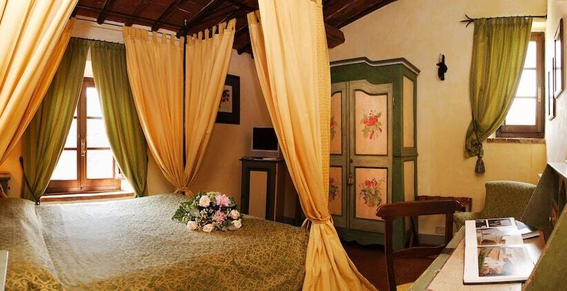 Классический Номер, Castello Di Spaltenna Exclusive Resort & Spa