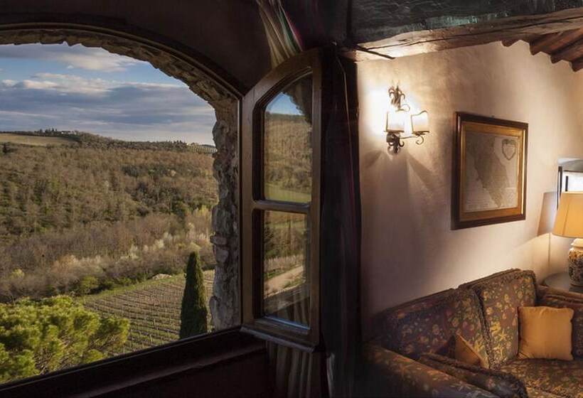 Полулюкс, Castello Di Spaltenna Exclusive Resort & Spa