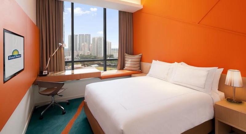 Superior Room, Days  By Wyndham Singapore At Zhongshan Park