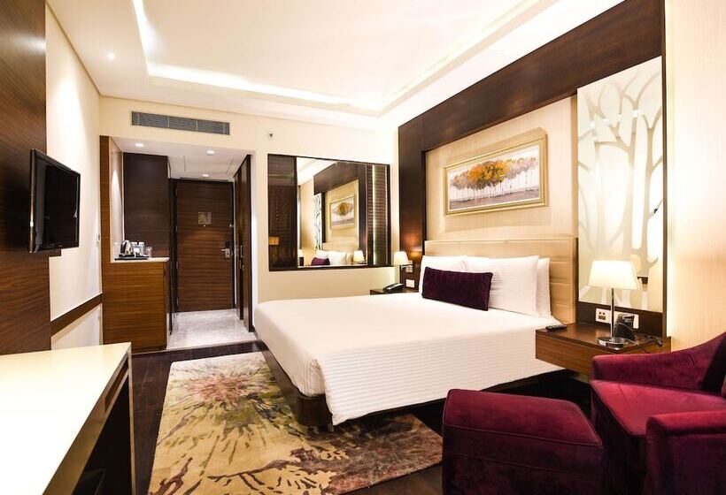 اتاق لوکس, Doubletree By Hilton Gurugram Baani Square