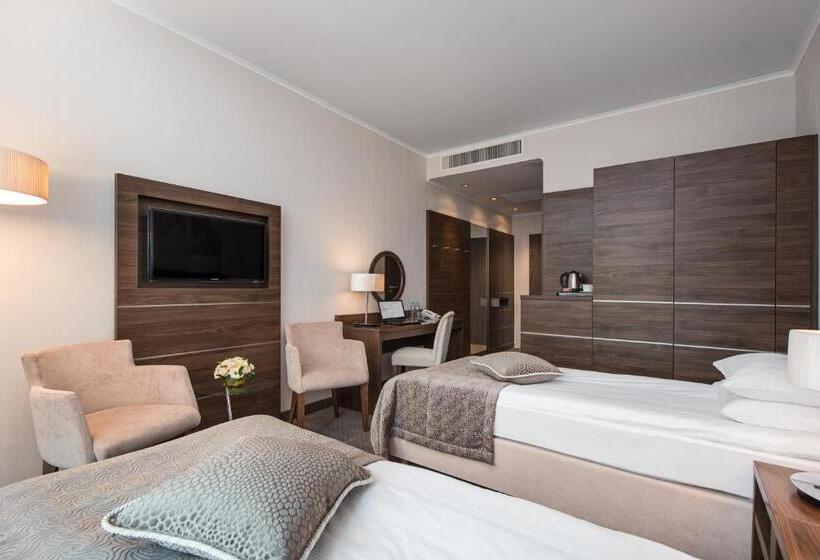 Номер Premium Боковой Вид на Море, Różany Gaj   Destigo Hotels