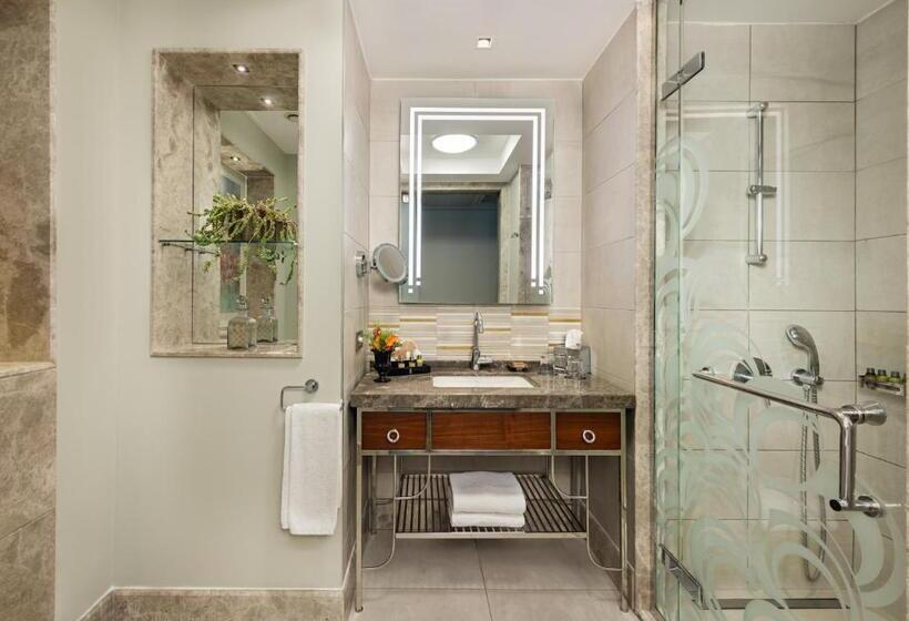Suite with Terrace, The Artisan Istanbul  Mgallery