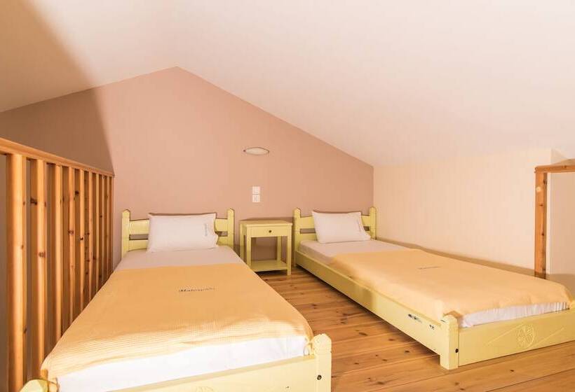 패밀리 룸 풀장 전망, Maistrali Hotel Zante