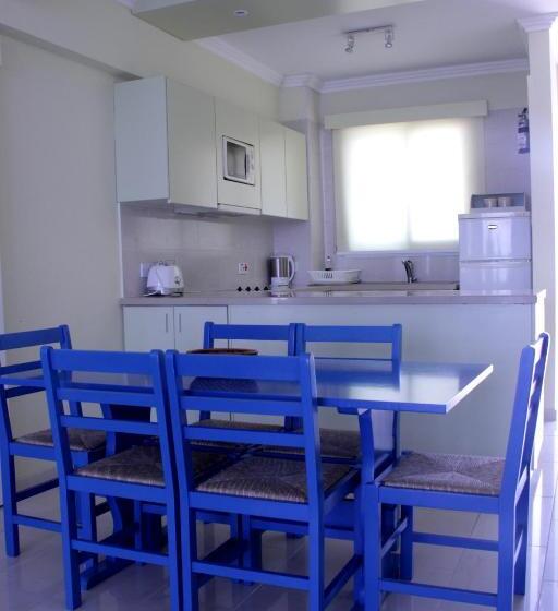 オーシャンビューのスーペリアー１ベッドルームアパートメント, Paphinia Seaview Apartments