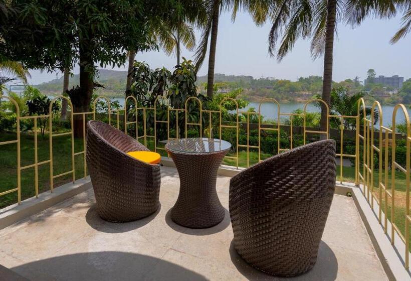 Номер Executive, Ras By Treat Resorts, Silvassa