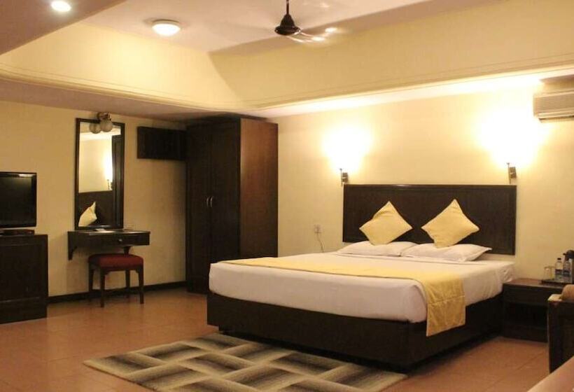 Номер Executive, Ras By Treat Resorts, Silvassa