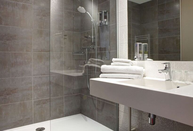 Номер Стандарт, Ibis Styles Montargis Arboria