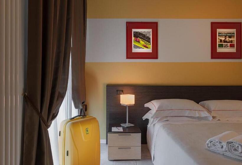 Номер Стандарт Трехместный, Maranello Village