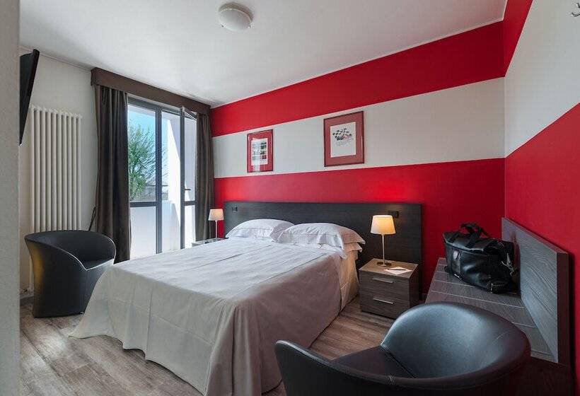 Четырехместный Номер Стандарт, Maranello Village