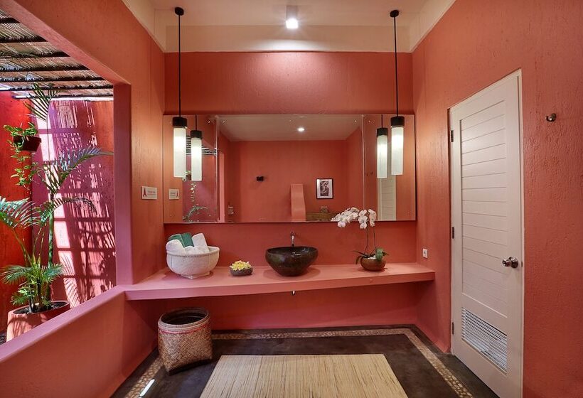Номер Стандарт Вид на Бассейн, Pinkcoco Uluwatu   Constant Surprises & For Cool Adults Only