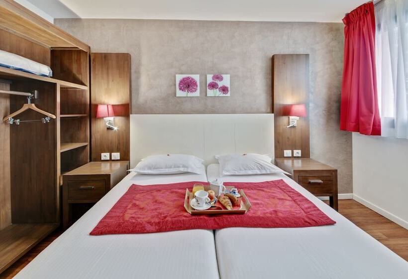 Номер Стандарт, Paris Pacific Paris Villejuif  Pres Du Metro L Hay Les Roses Ligne 14   Direct Paris Aeroport Orly E
