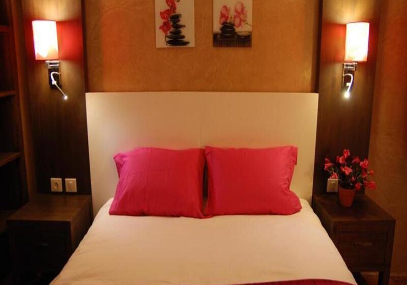 Номер Стандарт, Paris Pacific Paris Villejuif  Pres Du Metro L Hay Les Roses Ligne 14   Direct Paris Aeroport Orly E