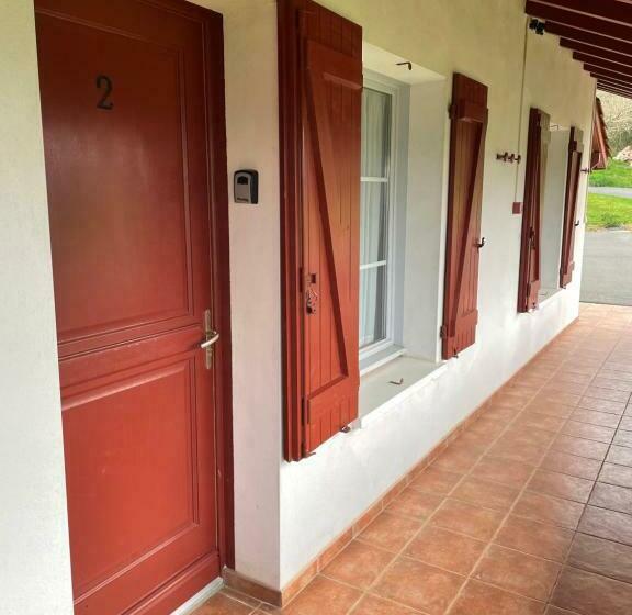 Четырехместный Номер Стандарт, Chambres Zazpiak