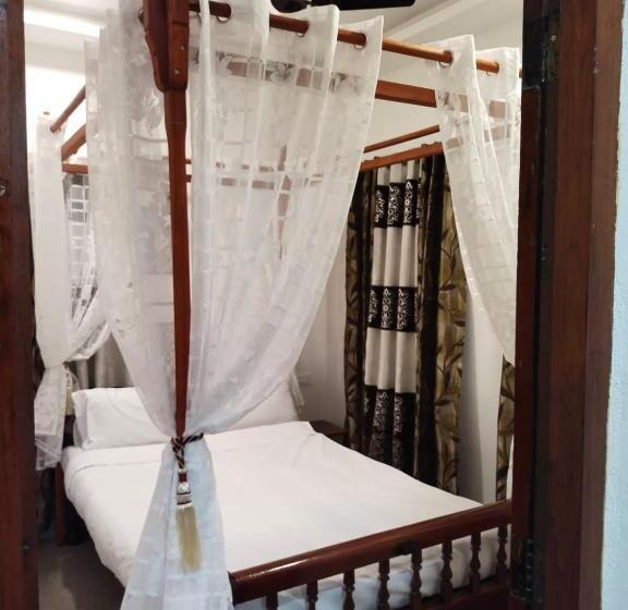 Номер Deluxe, Royal Stay Vintage