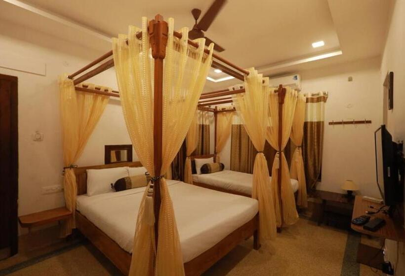 اتاق لوکس چهار تخته, Royal Stay Vintage