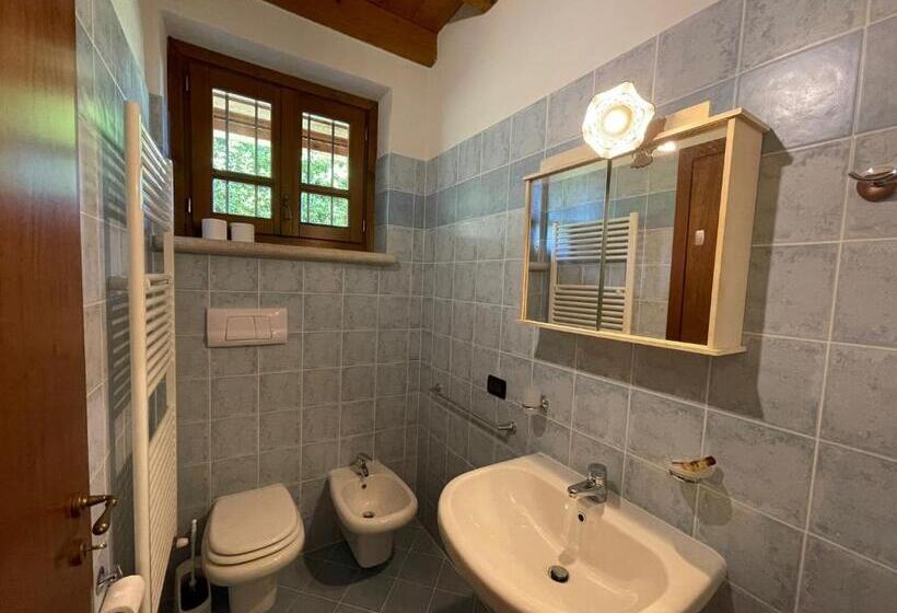 ファミリールーム, La Fiocchina   Magic Place   Apartments & Studios In Garda Lake   Countryside Farmhouse, Inside The