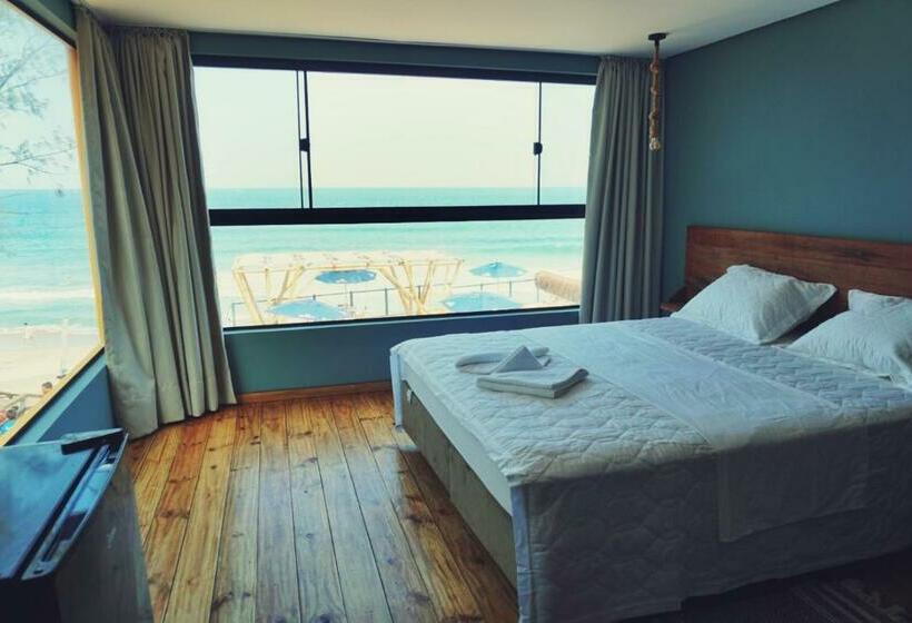 غرفة قياسية مطلّة علي البحر, Graffi Beach House