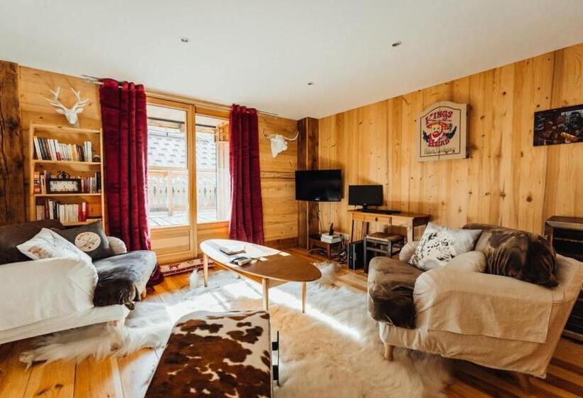 1-Schlafzimmer-Haus, Farmhouse With 4 Bedrooms 4 Bathrooms Private Parking Sauna Terrace