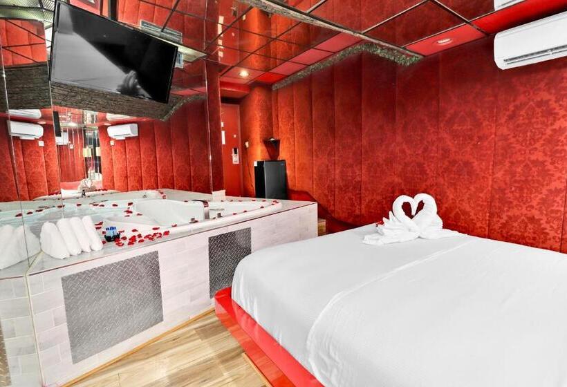 Escritório Deluxe, Hollywood Motel