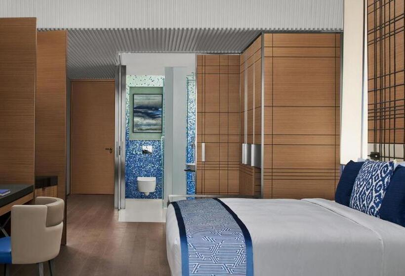 Номер Deluxe Кровать Кинг, Jw Marriott Hotel Istanbul Marmara Sea