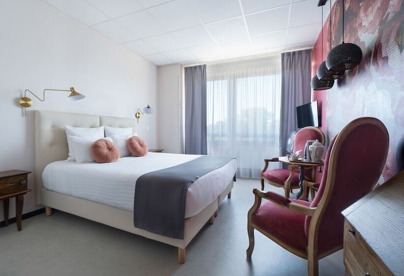 Номер Стандарт, Hôtel Le Grand Barnum