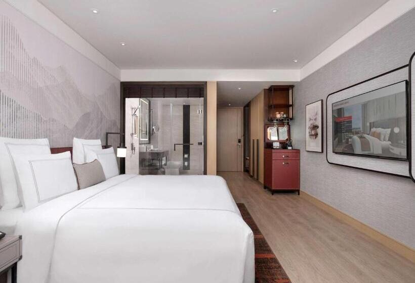 Quarto Premium, Swissôtel Clark Philippines