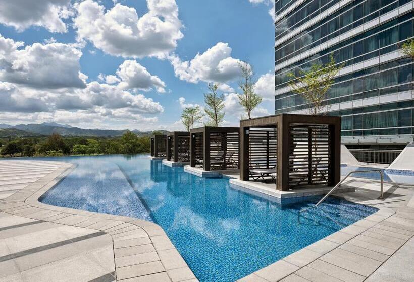 스위트, Swissôtel Clark Philippines