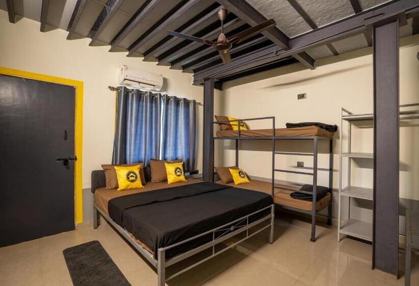 园景标准四人间, The Hosteller Lonavala