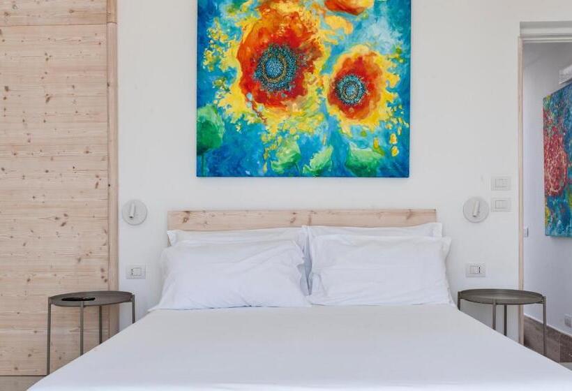 Quarto Triplo Deluxe Vista Mar, The View B&b, Terrace & More