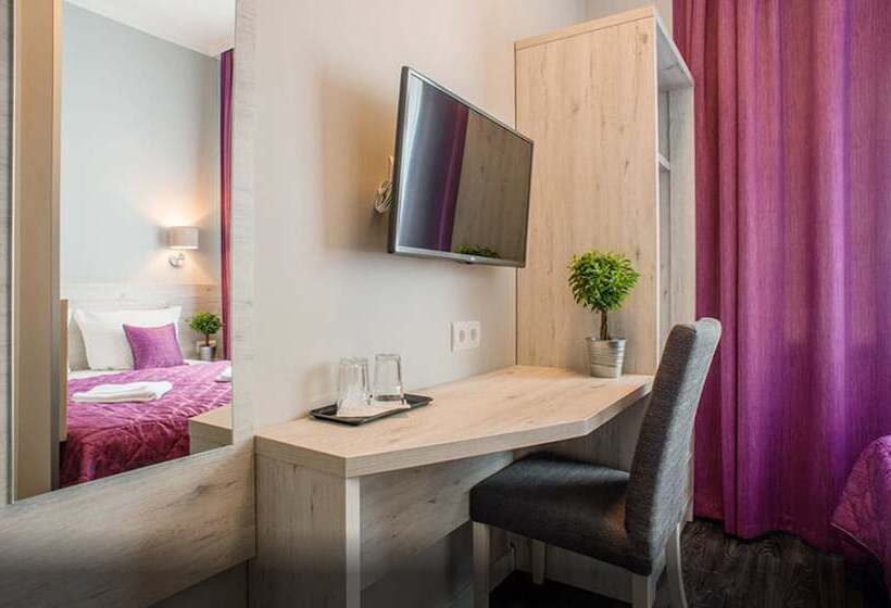 اتاق راحتی یک تخته, Arktur City