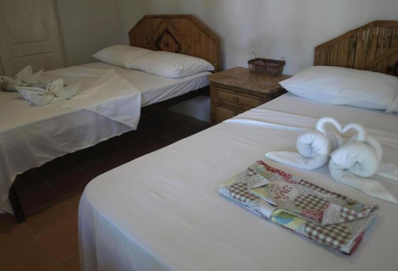 Четырехместный Номер Deluxe, The Sharks Tail Dive Resort