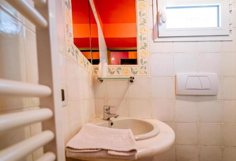 Трехместный Номер Классика, B&b Da Nada Locanda Toscana