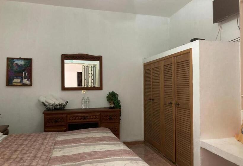 スタンダードルーム, Hostal Casa Blanca