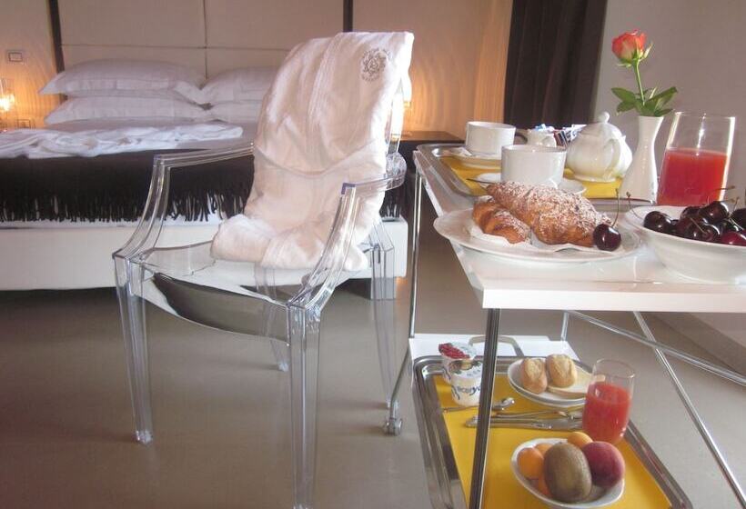 琮城市景观的豪华间, Albergo Del Sole