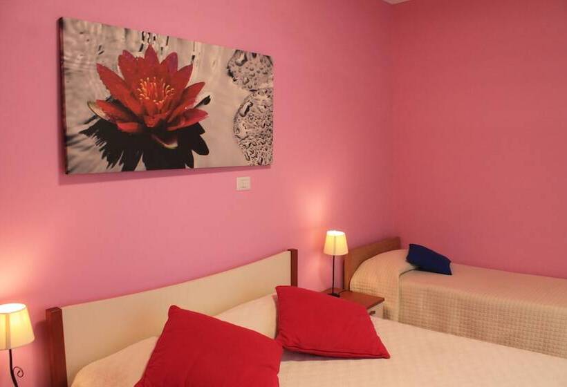 Четырехместный Номер Стандарт, Albergo Paradiso