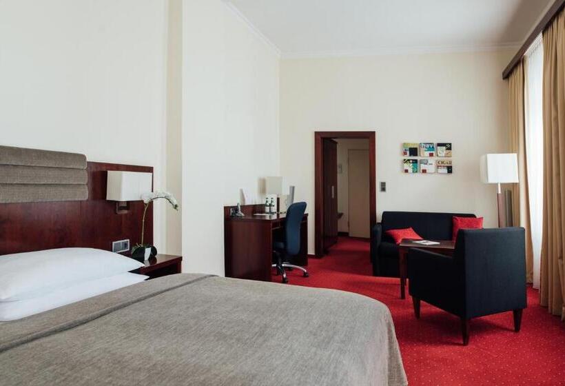 Семейный Номер, De France Wiesbaden City