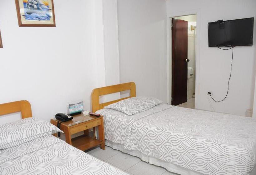 Трехместный Номер Superior, Veleros Cartagena