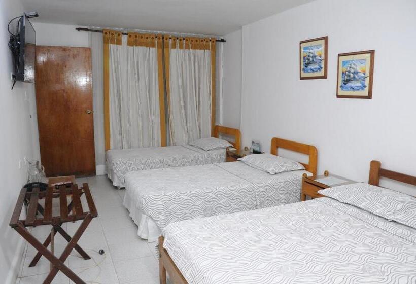Четырехместный Номер Классик, Veleros Cartagena
