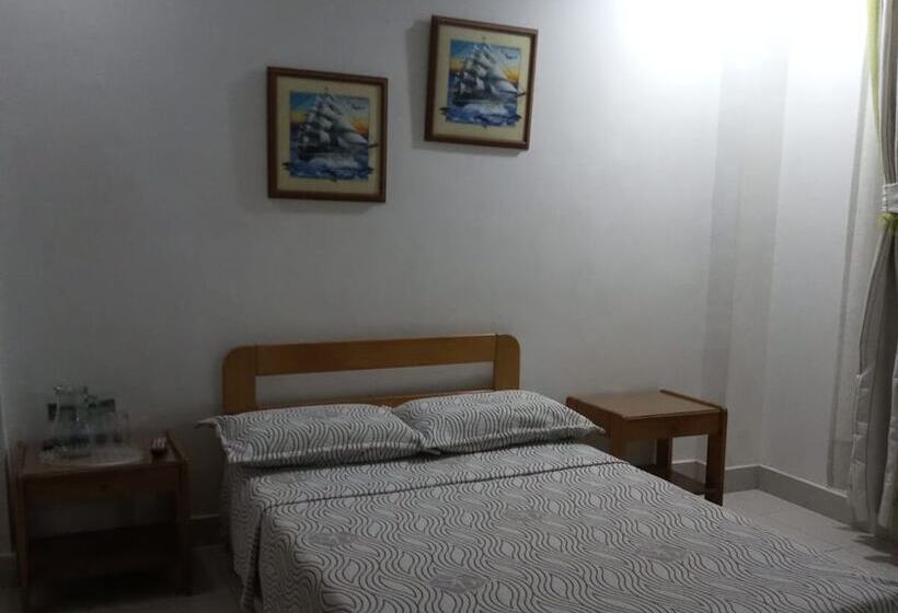 Номер Economy, Veleros Cartagena