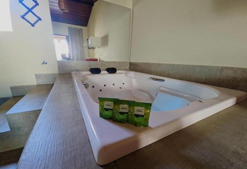 디럭스 룸, Pousada Lua Nova Charmosa   Chalés Com Hidro E Jacuzzi